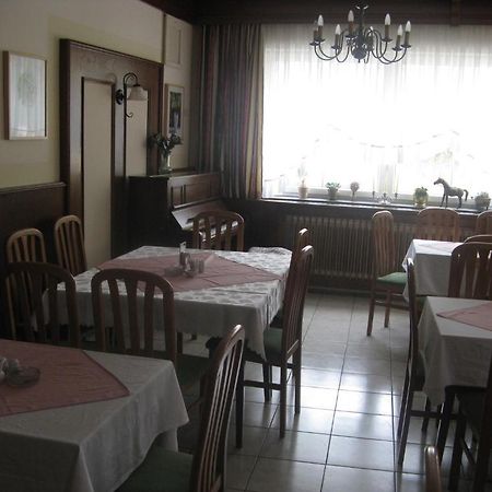 Gasthaus Roter Hahn Hotell Höflein an der Donau Exteriör bild